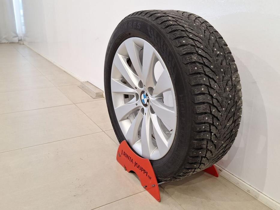 BMW 320 2016