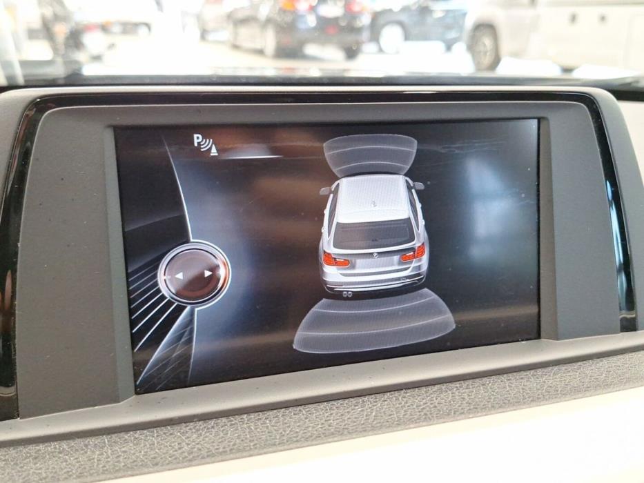 BMW 320 2016