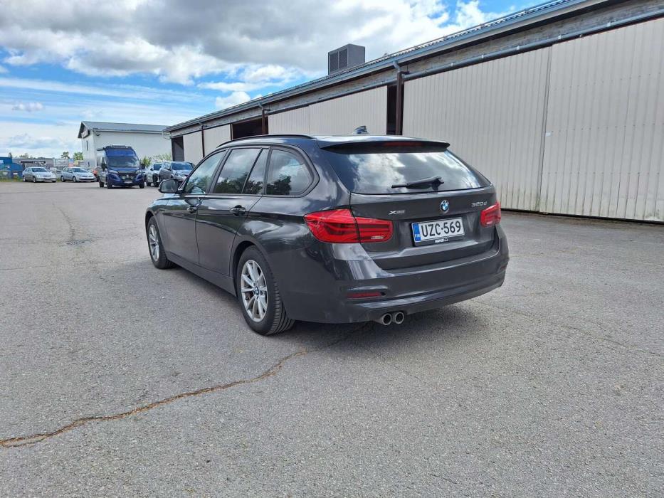 BMW 320 2016