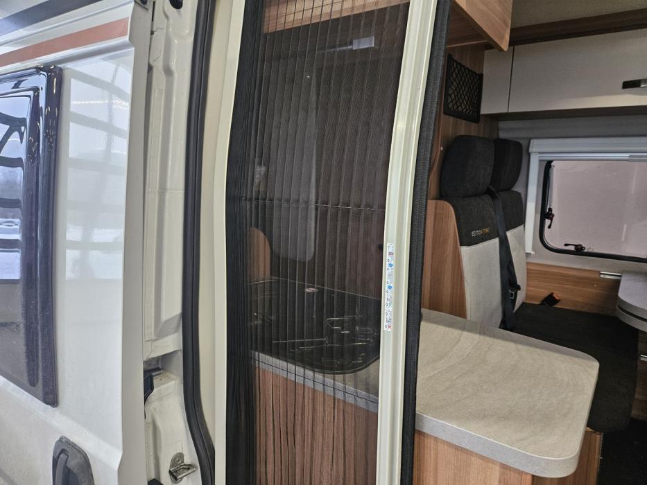 WEINSBERG CaraBus 2018