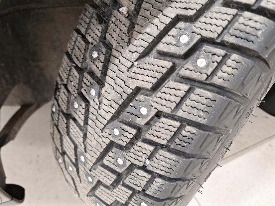 VOLKSWAGEN Golf 2005