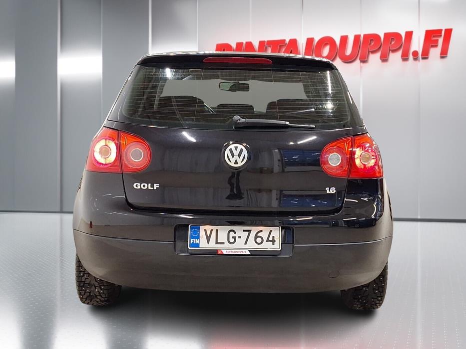 VOLKSWAGEN Golf 2005