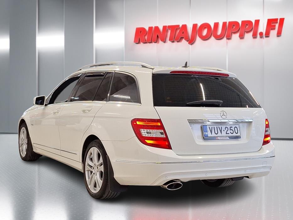 MERCEDES-BENZ C 2012