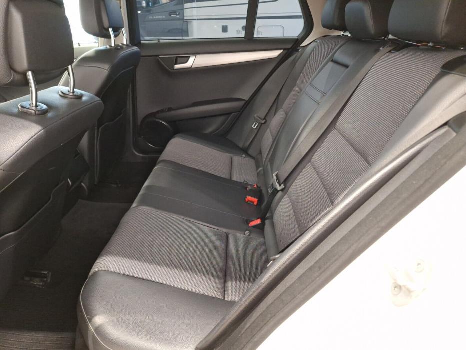 MERCEDES-BENZ C 2012