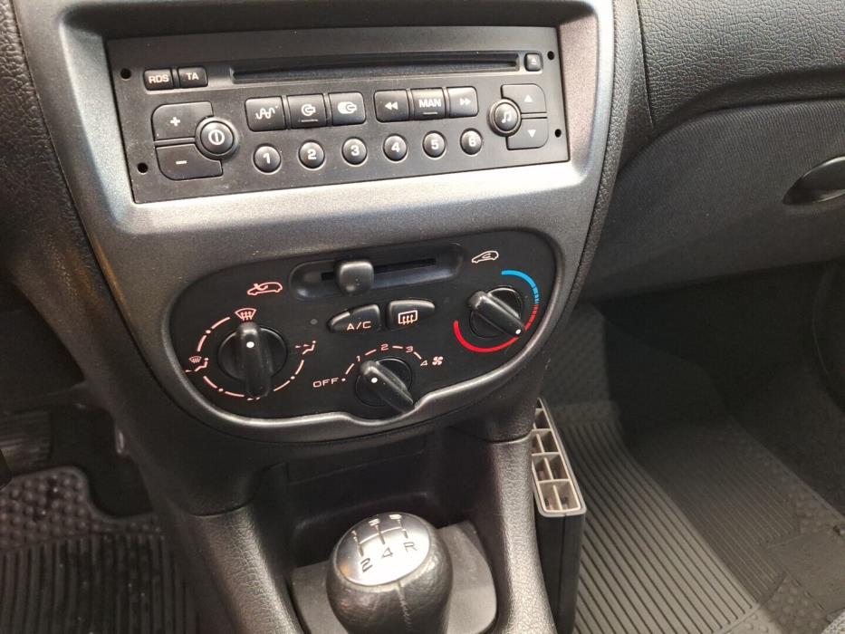 PEUGEOT 206 2006