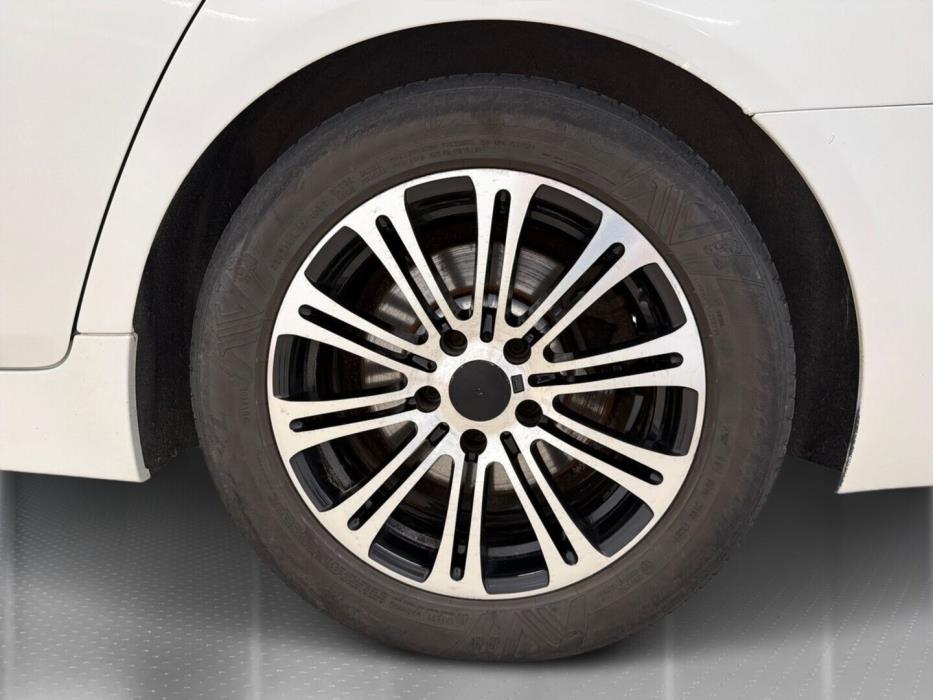 BMW 520 2011