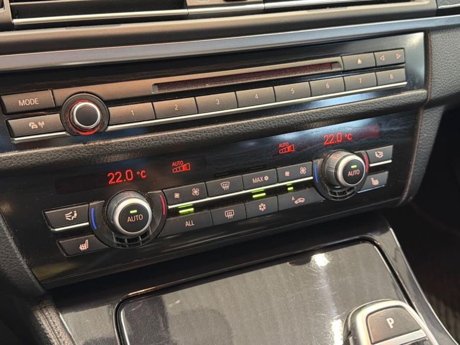 BMW 520 2011