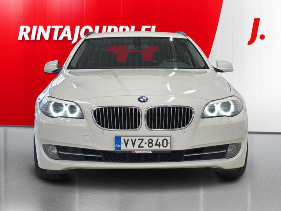 BMW 520 2011