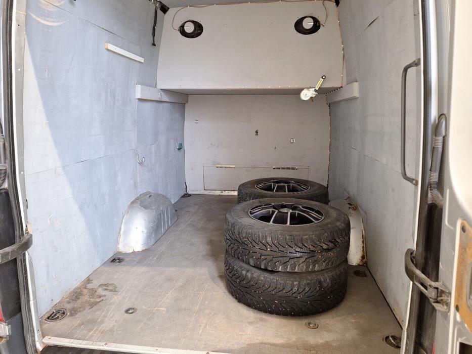 MERCEDES-BENZ Sprinter 2011