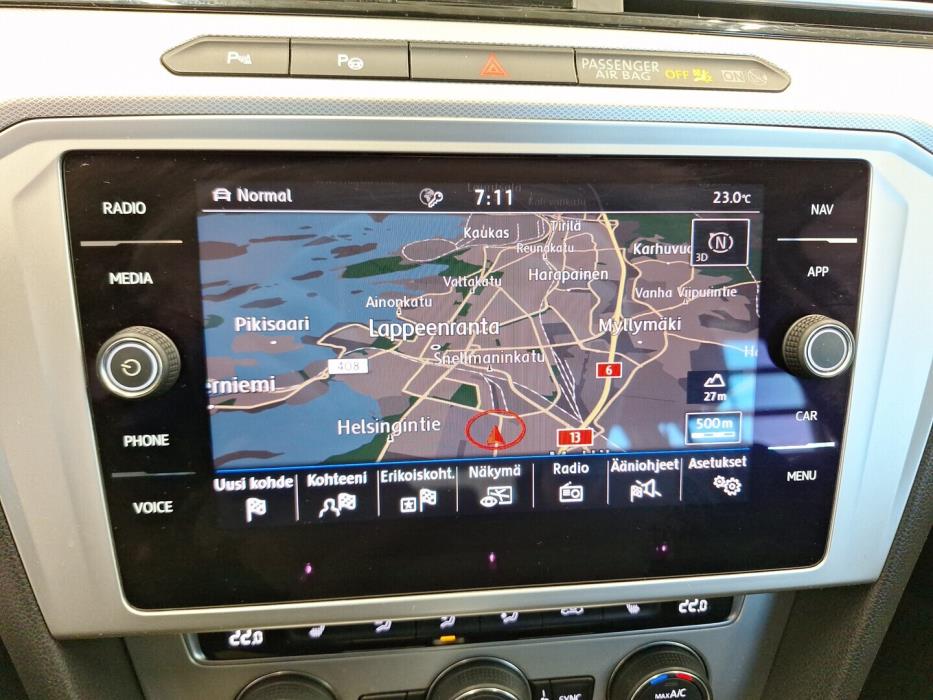 VOLKSWAGEN Passat 2018