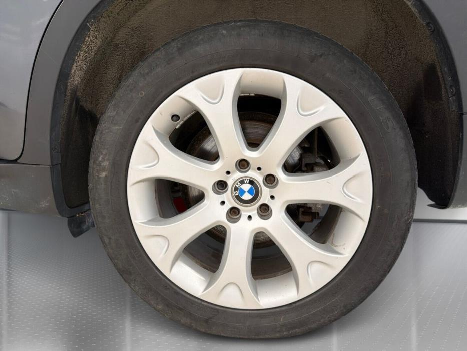 BMW X5 2011