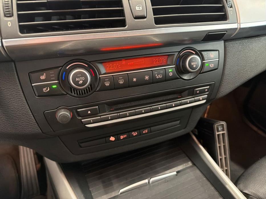 BMW X5 2011