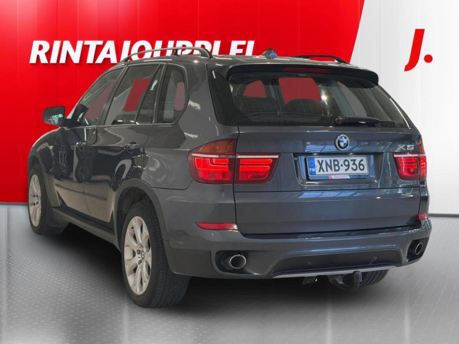 BMW X5 2011