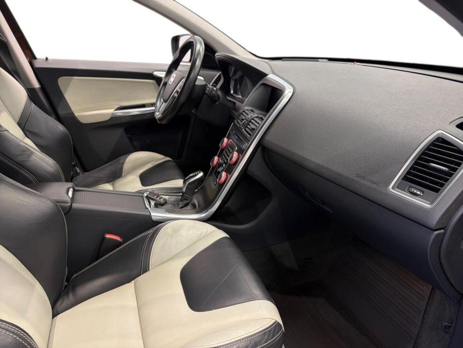 VOLVO XC60 2014