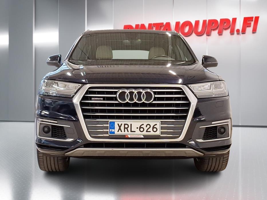 AUDI Q7 2017