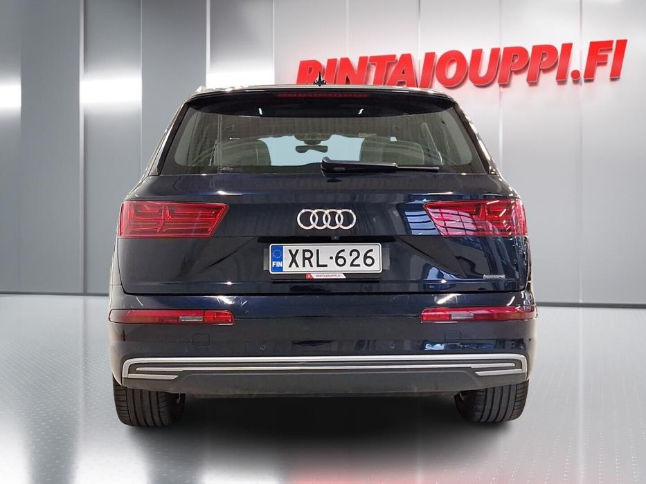 AUDI Q7 2017