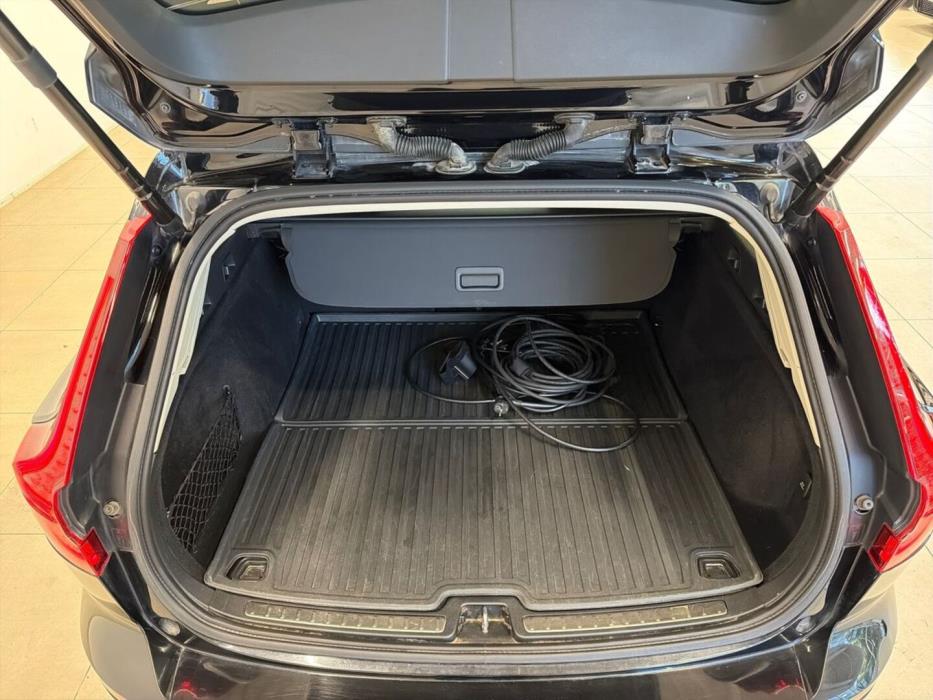 VOLVO V60 2021