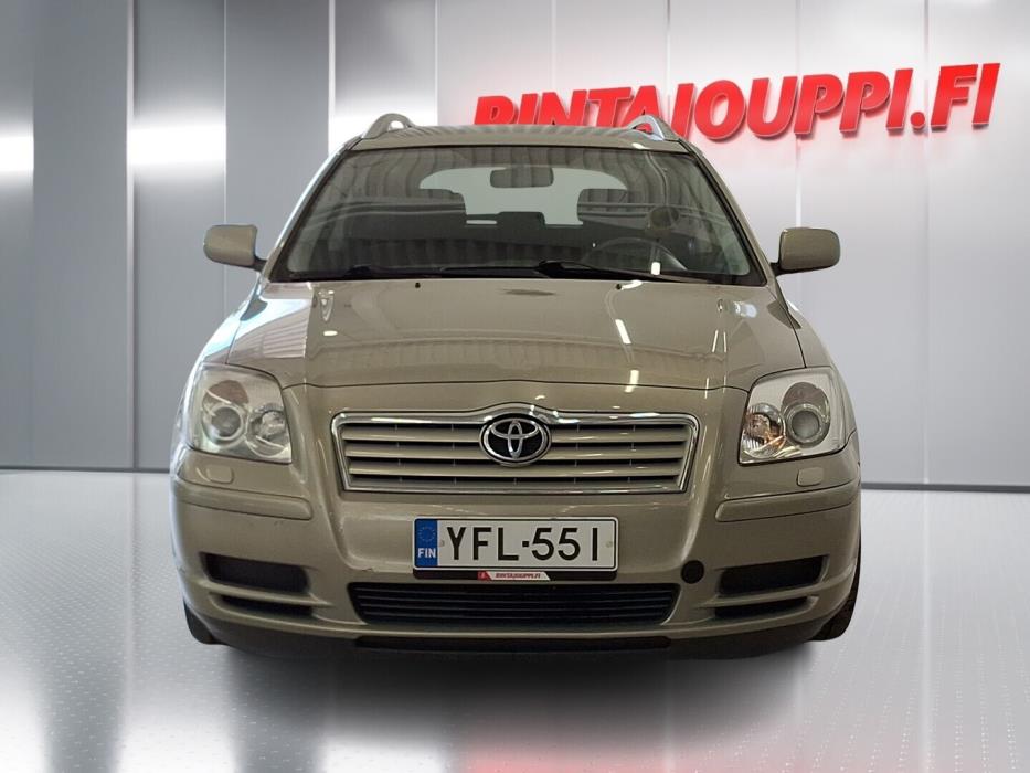 TOYOTA Avensis 2004