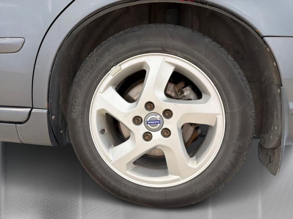 VOLVO V50 2011