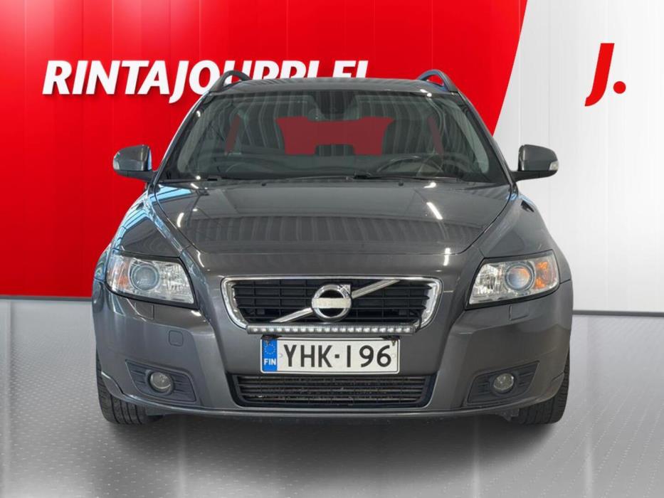 VOLVO V50 2011