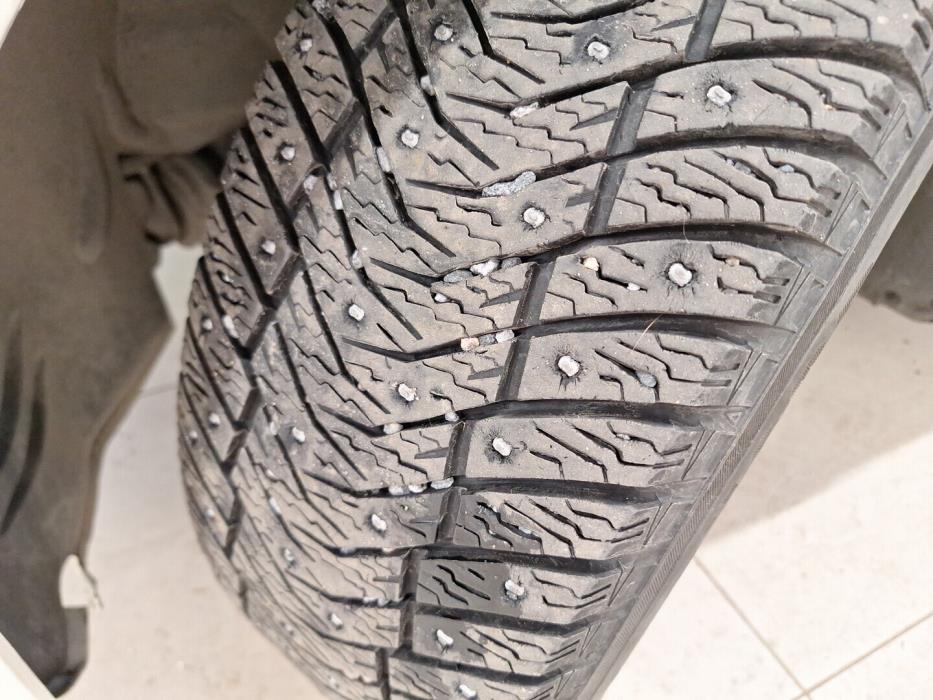 MERCEDES-BENZ C 2011