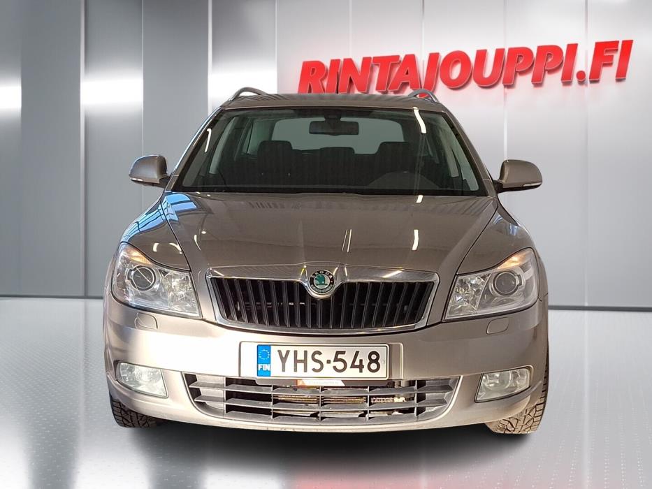 SKODA Octavia 2011