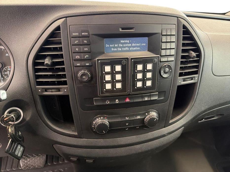 MERCEDES-BENZ Vito 2015