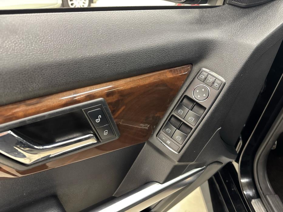 MERCEDES-BENZ GLK 2010