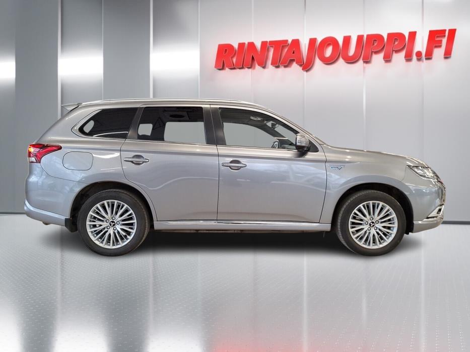 MITSUBISHI Outlander PHEV 2020