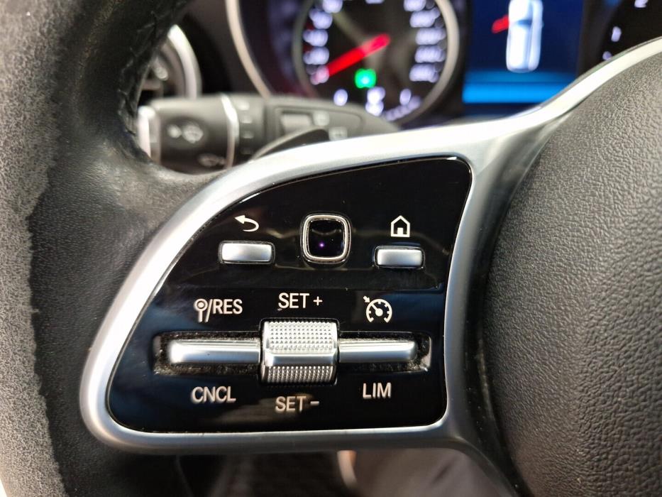 MERCEDES-BENZ C 2020