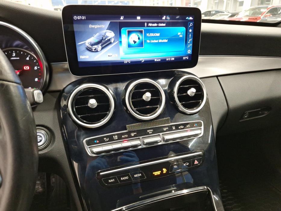 MERCEDES-BENZ C 2020