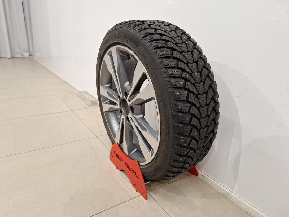 MERCEDES-BENZ C 2020