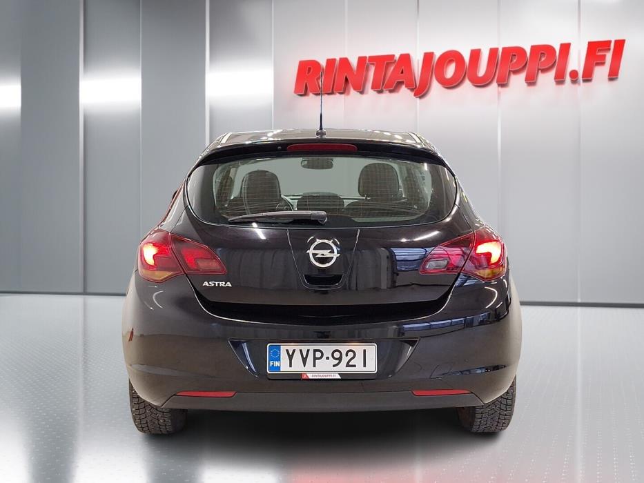 OPEL Astra 2010