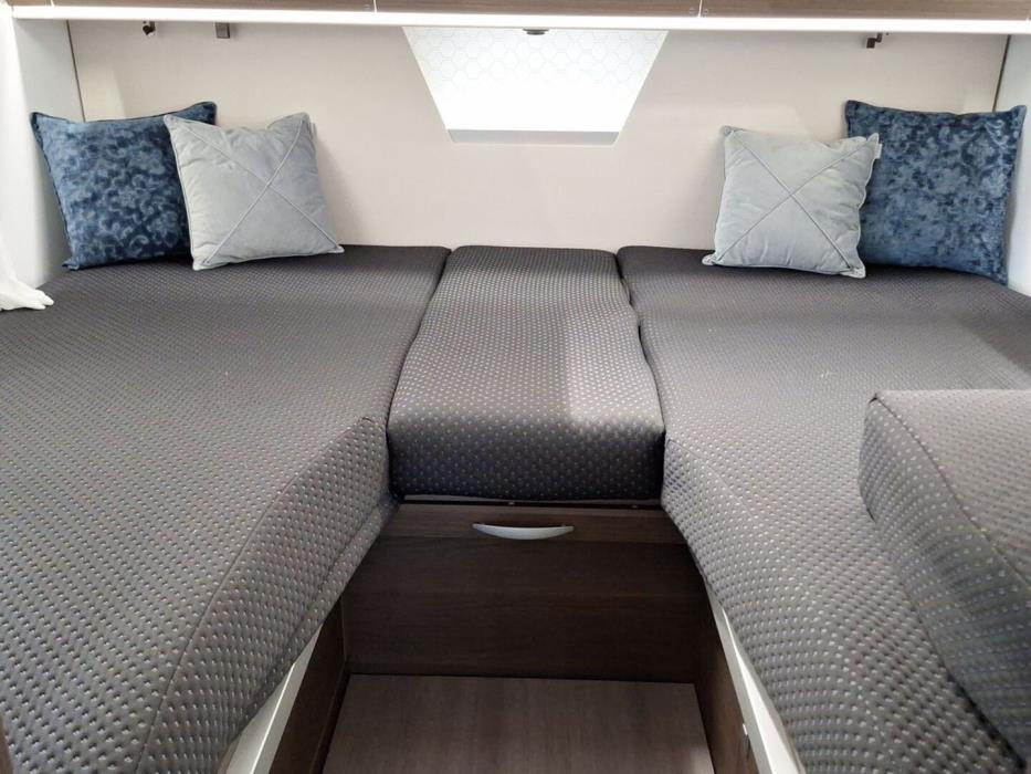ADRIA MATRIX SUPREME MB 670 SL ALDE 2024
