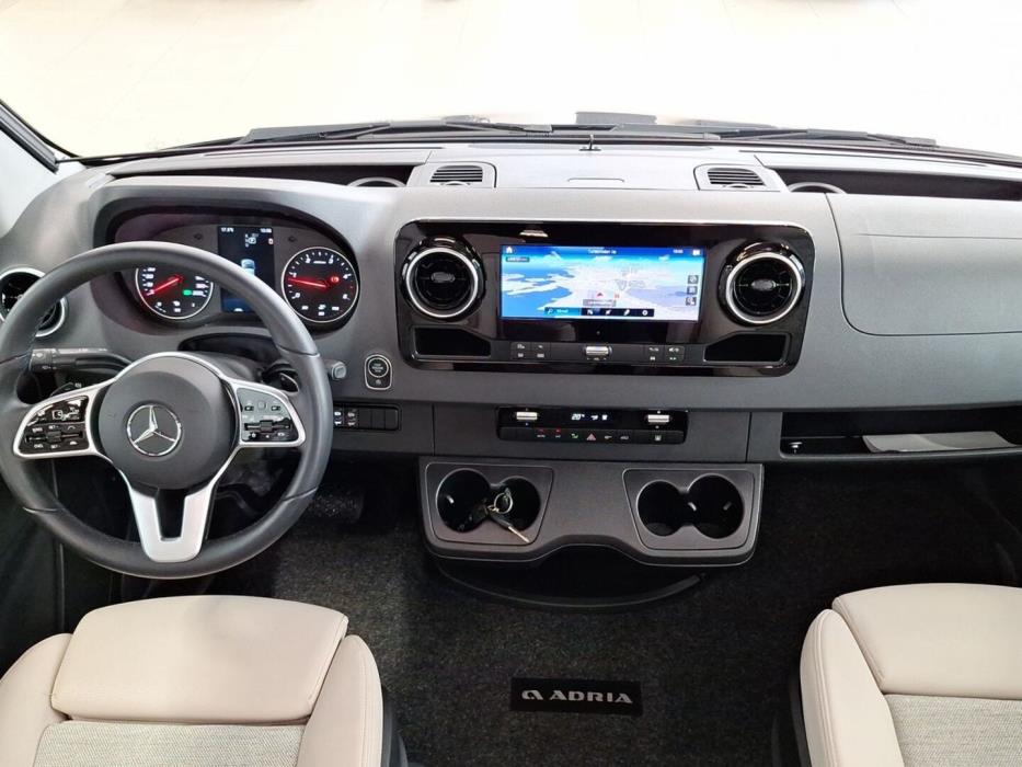ADRIA MATRIX SUPREME MB 670 SL ALDE 2024