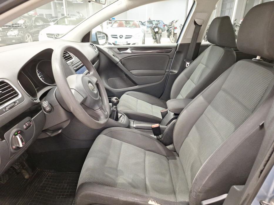 VOLKSWAGEN Golf 2008