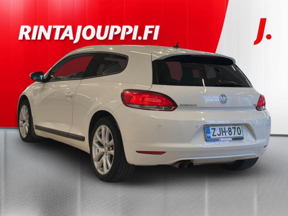 VOLKSWAGEN Scirocco 2010