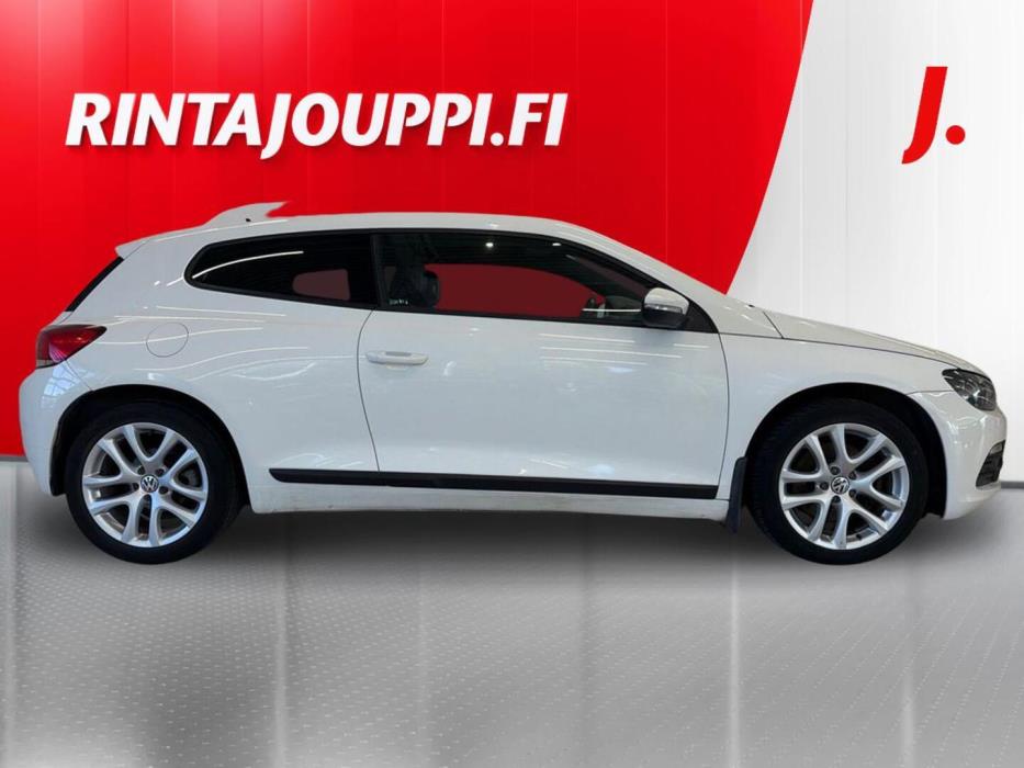 VOLKSWAGEN Scirocco 2010