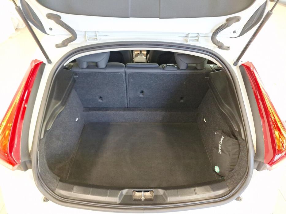 VOLVO V40 Cross Country 2016