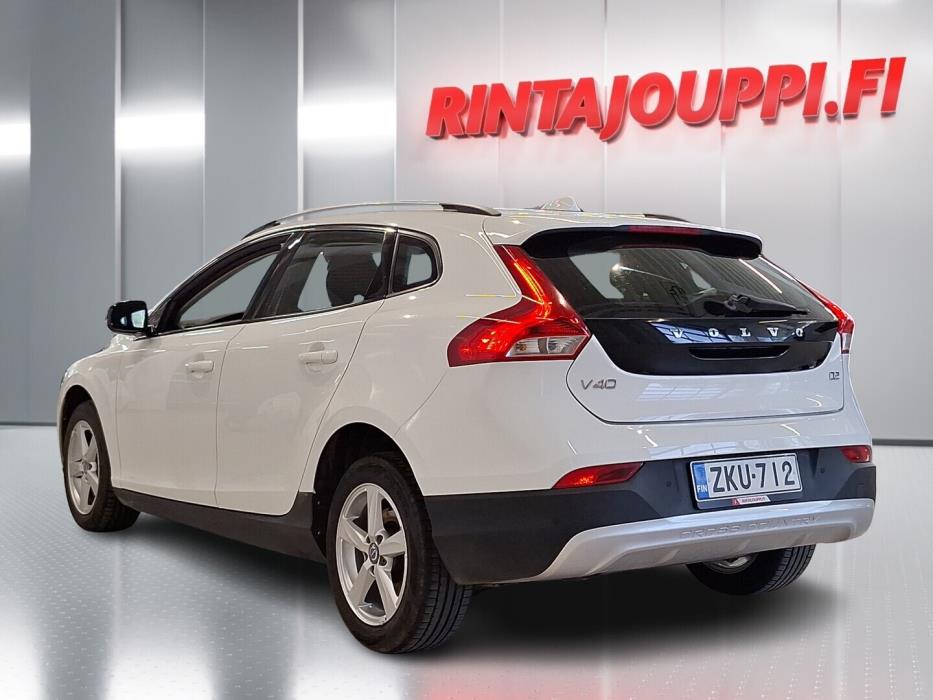 VOLVO V40 Cross Country 2016