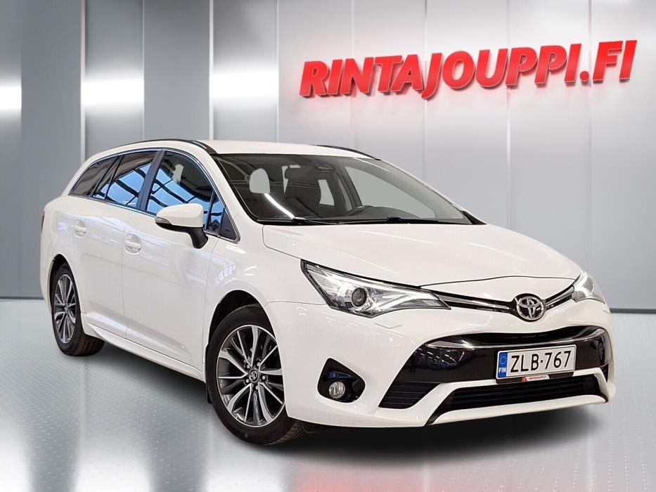 TOYOTA Avensis 2017