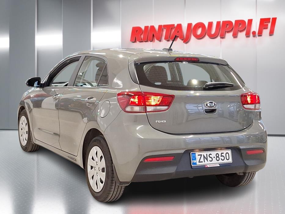 KIA Rio 2021