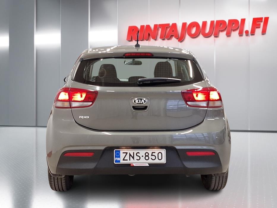 KIA Rio 2021