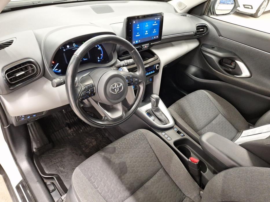 TOYOTA Yaris Cross 2022