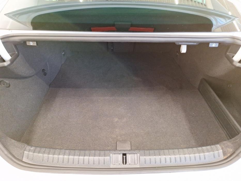 VOLKSWAGEN Passat 2021