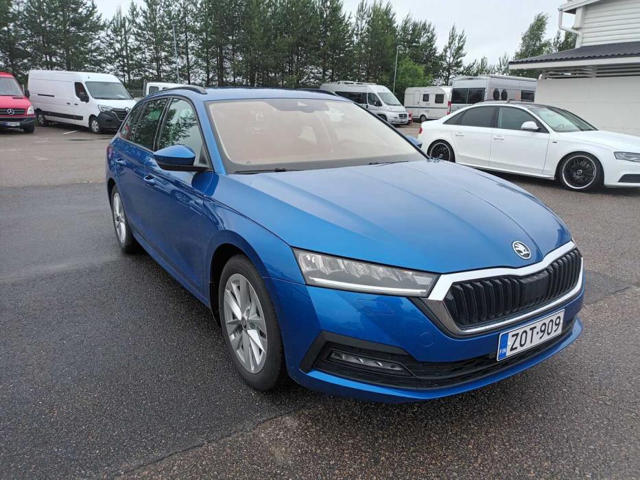 SKODA Octavia 2023