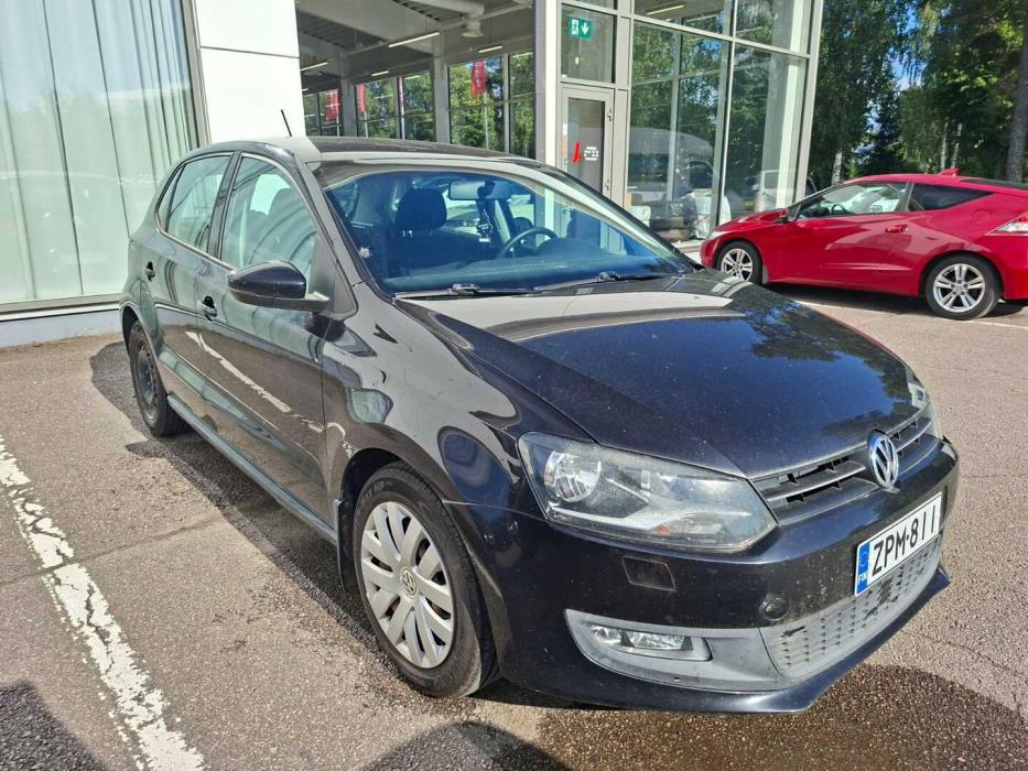 VOLKSWAGEN Polo 2010
