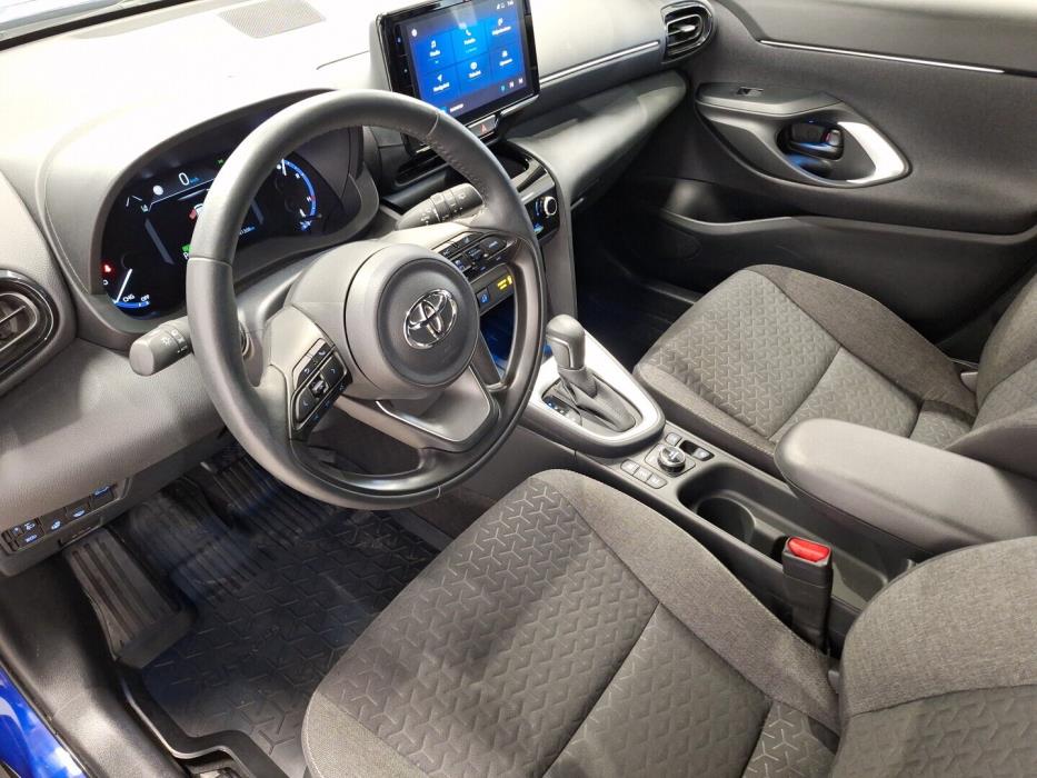 TOYOTA Yaris Cross 2023