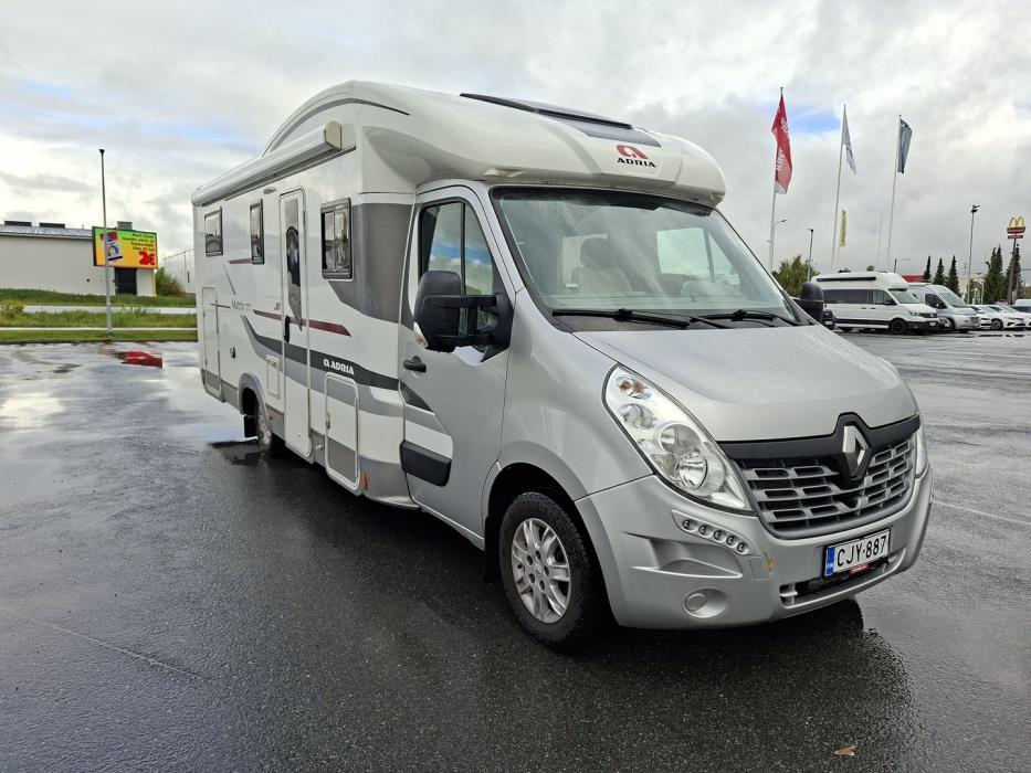 ADRIA Matrix Supreme M 687 SL 2015