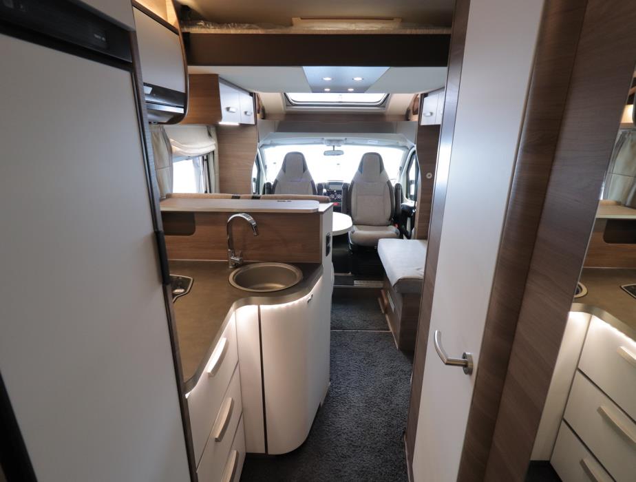 KNAUS Live Wave 700MEG 2019